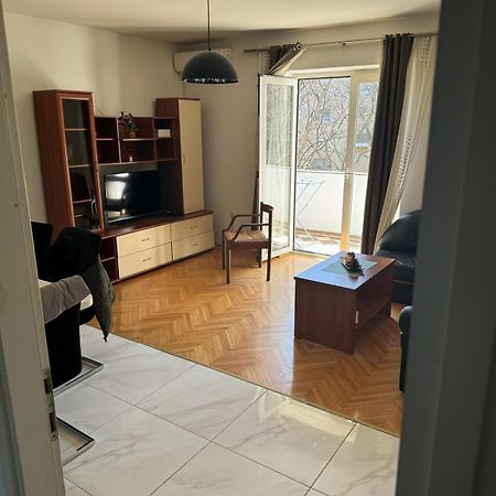 Ferienwohnung Yakov Free Public Parking And Balcony Zadar Exterior foto