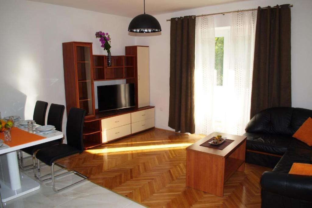 Ferienwohnung Yakov Free Public Parking And Balcony Zadar Exterior foto